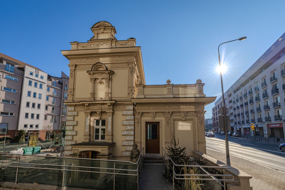 Komercyjny na wynajem