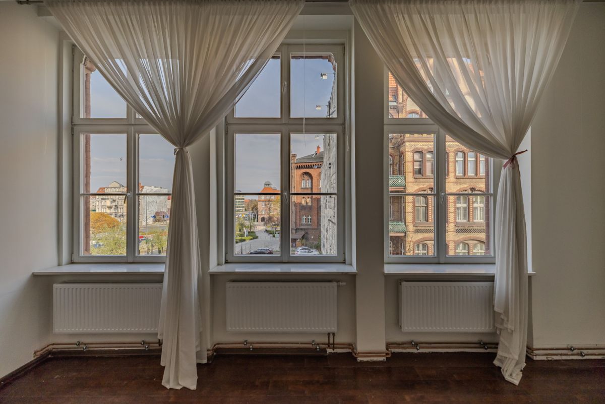 Komercyjny na wynajem