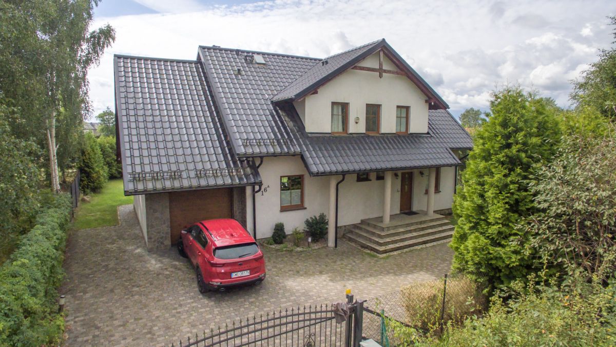 Dom Gowino 215.94m2 (738238)