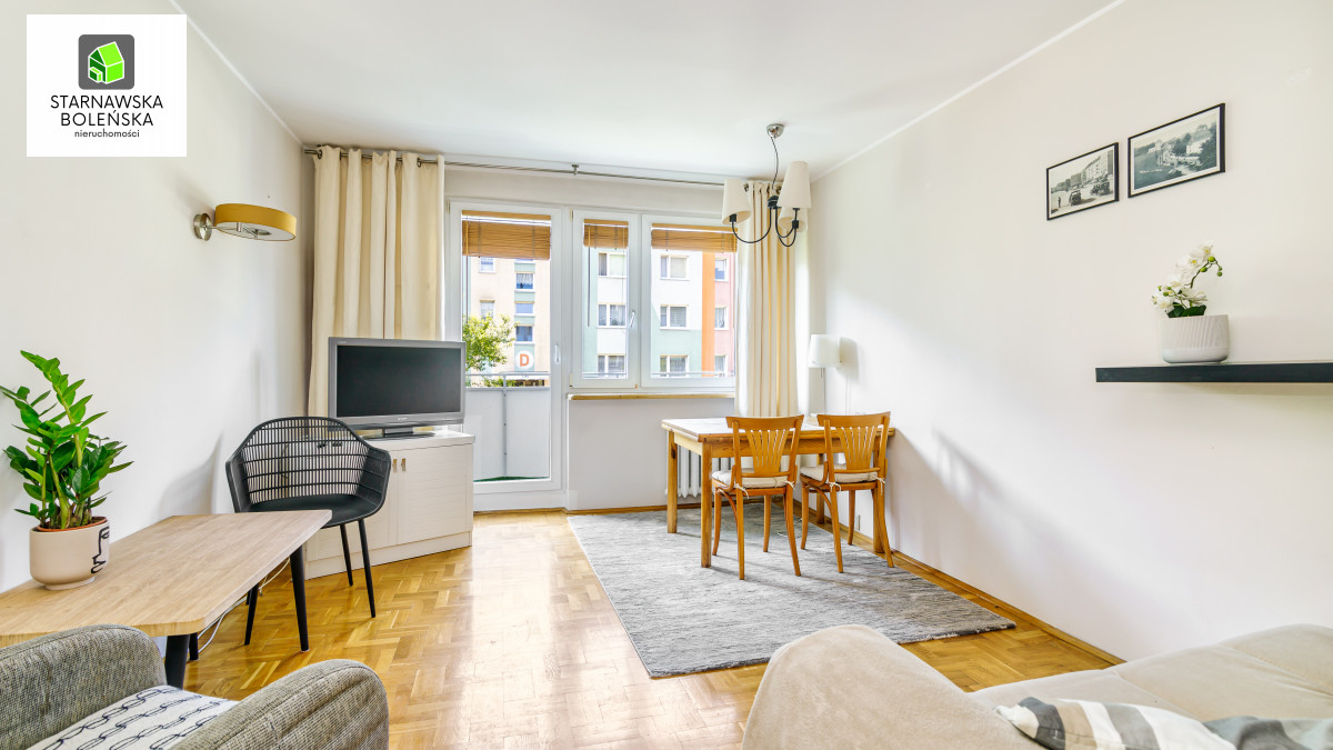 Zadbane dwa pokoje z kuchnią przy lesie