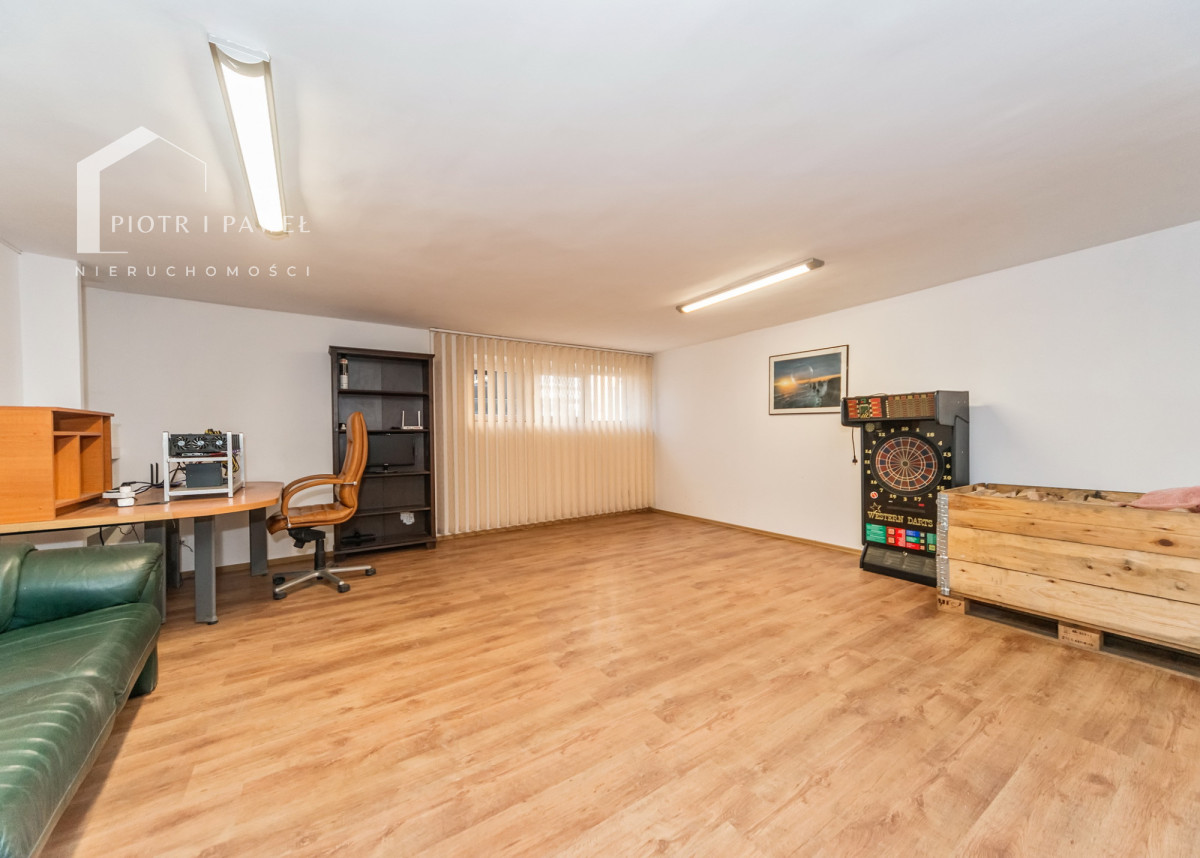 Komercyjny na sprzedaż