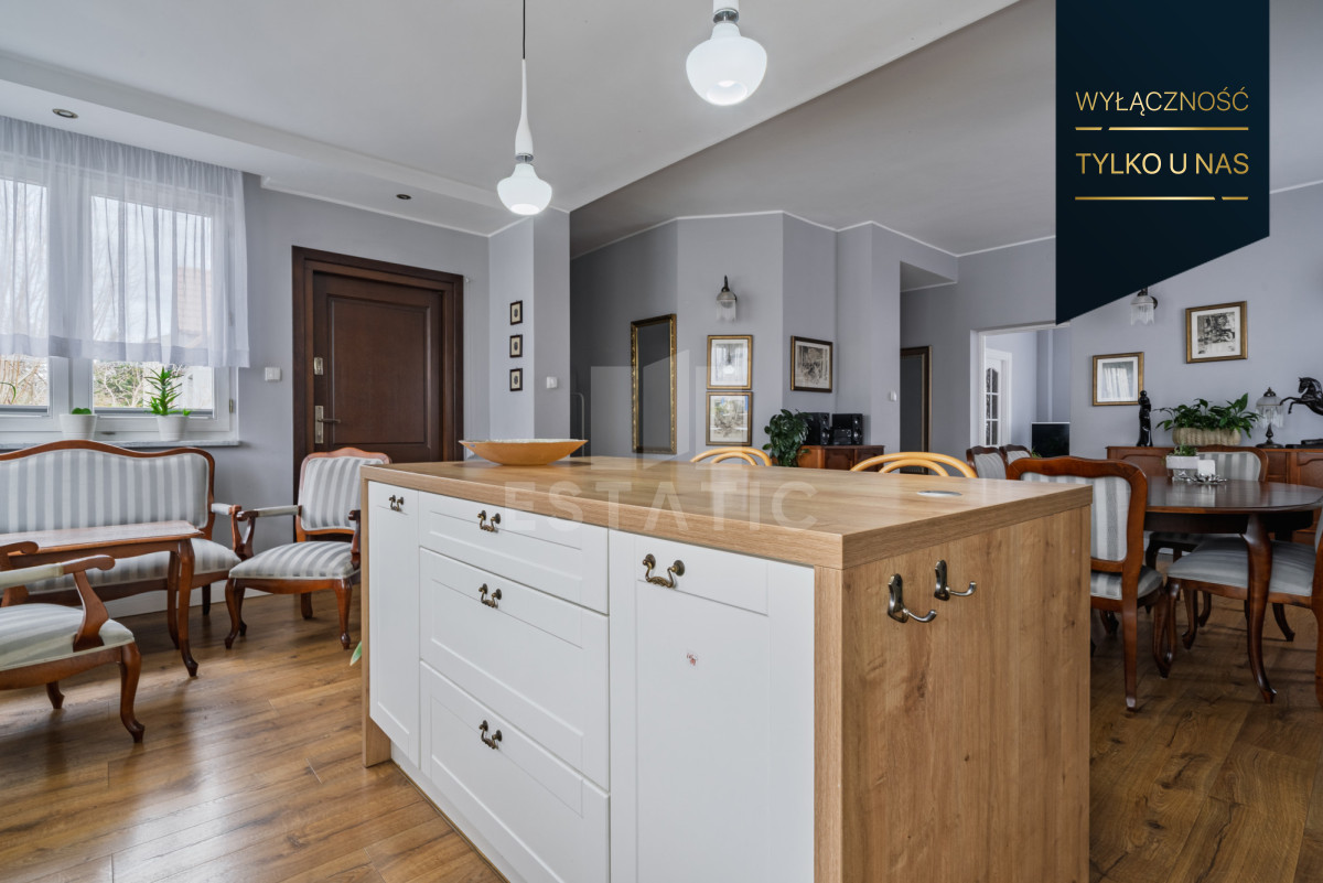 Gotowy do zamieszkania! Dom wolnostojący z garażem