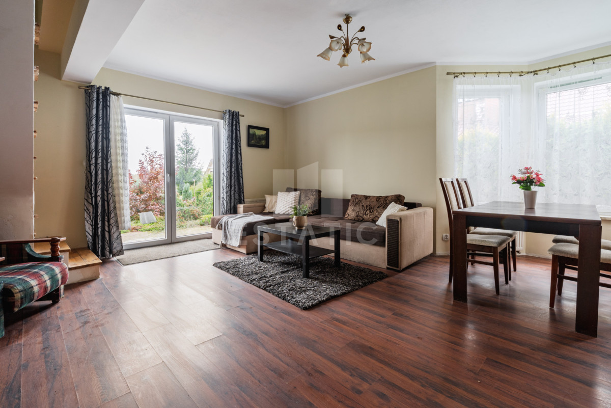 Kameralny wolnostojący dom w Borowinie - 6 pokoi!