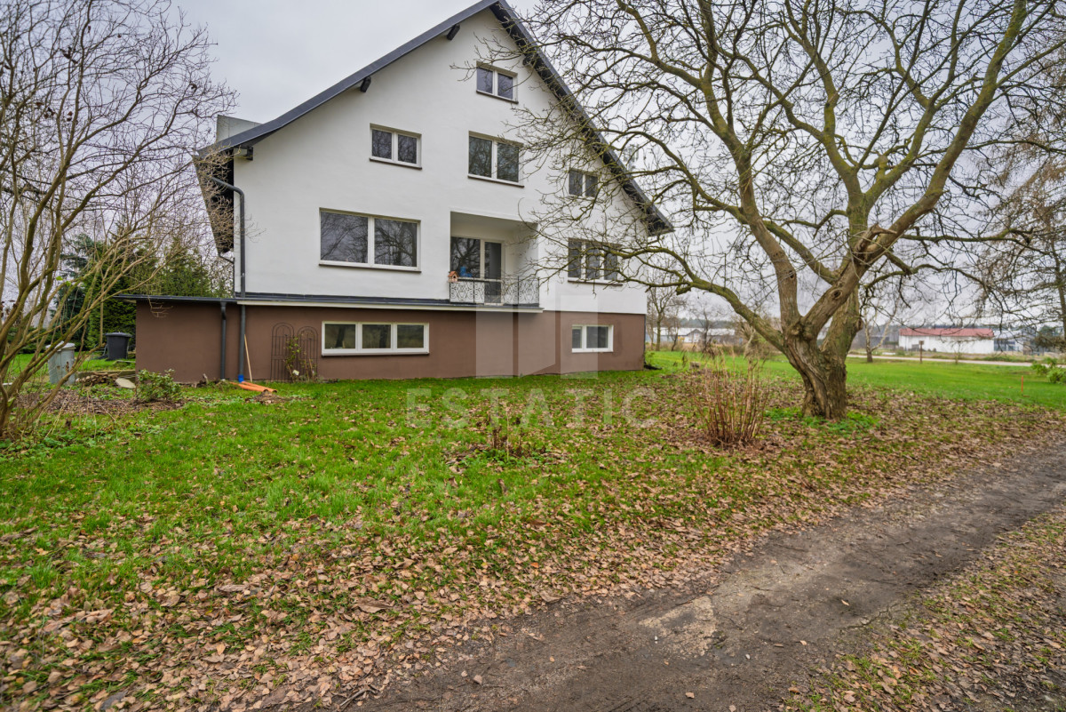 Dom na wynajem – 13 pokoi, Banino