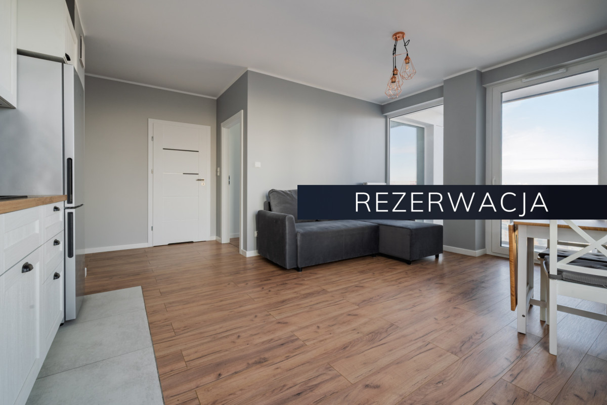 3 pokoje z widokiem na morze – Morena.