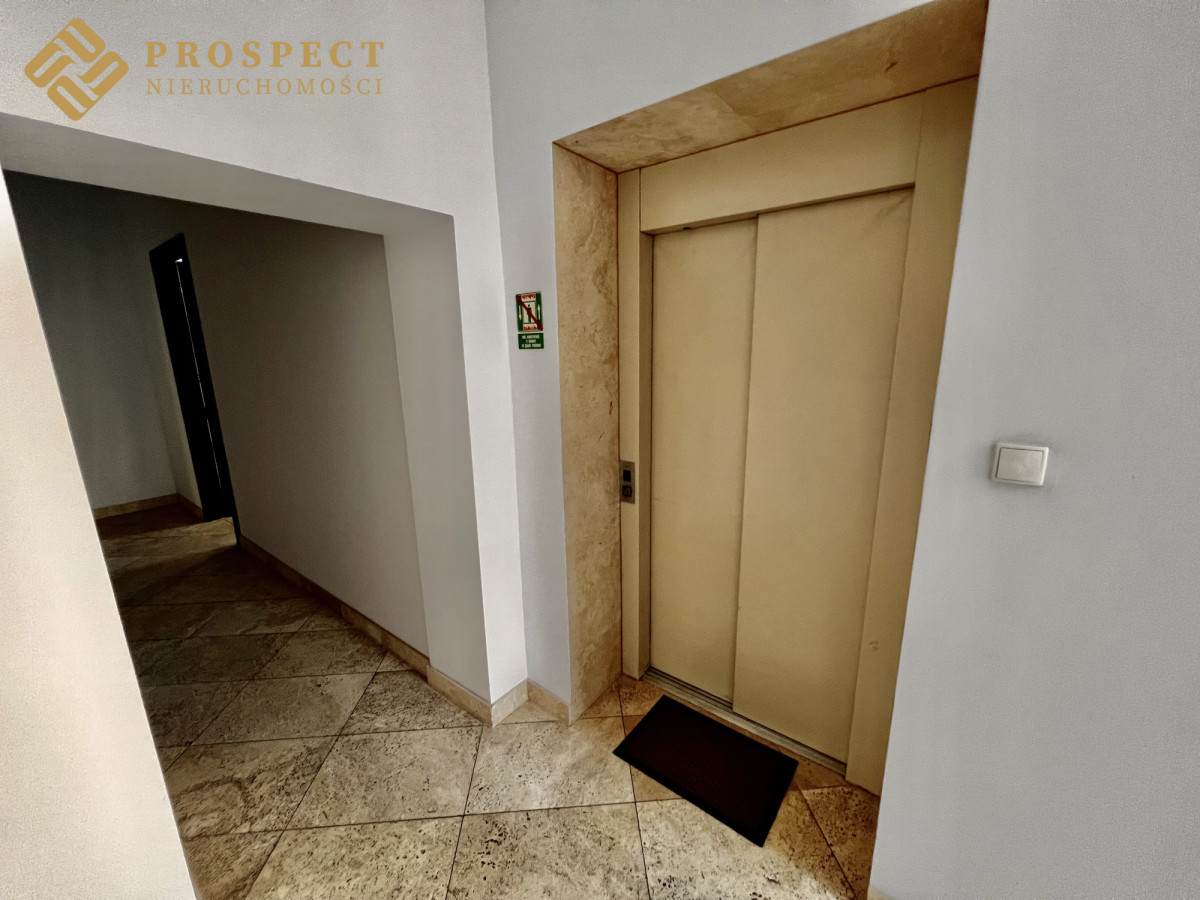 Komercyjny na wynajem