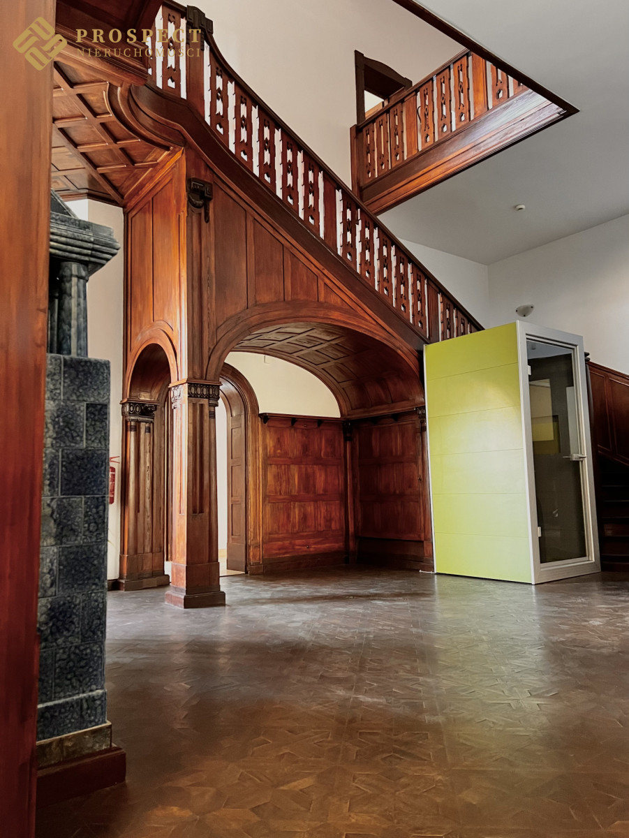 Komercyjny na wynajem