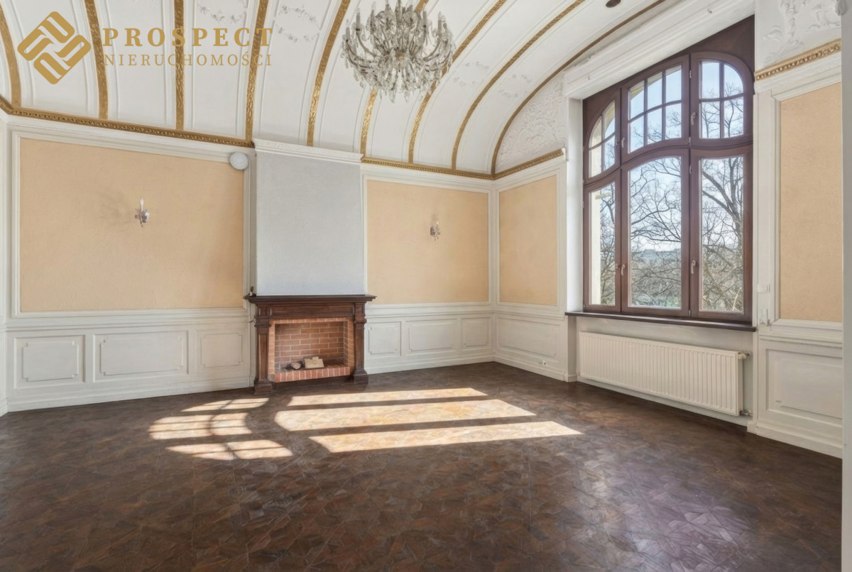 Komercyjny na wynajem