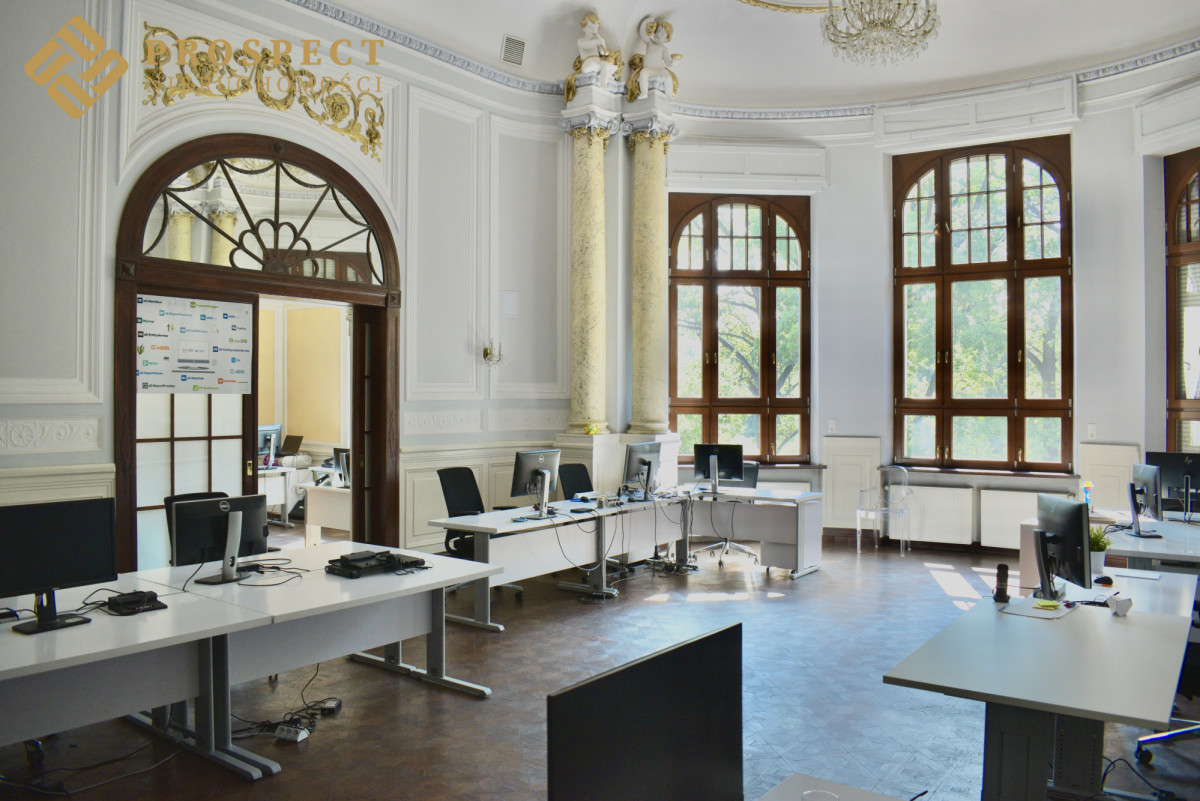 Komercyjny na wynajem