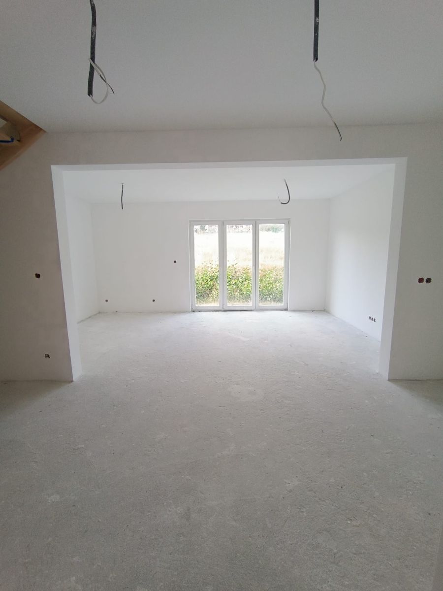 Zdjęcie 3 - 5 pokoi, Dom 101 m² + ogród 603 m² | Łodygowice
