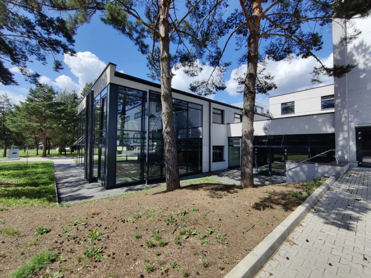 Komercyjny na sprzedaż