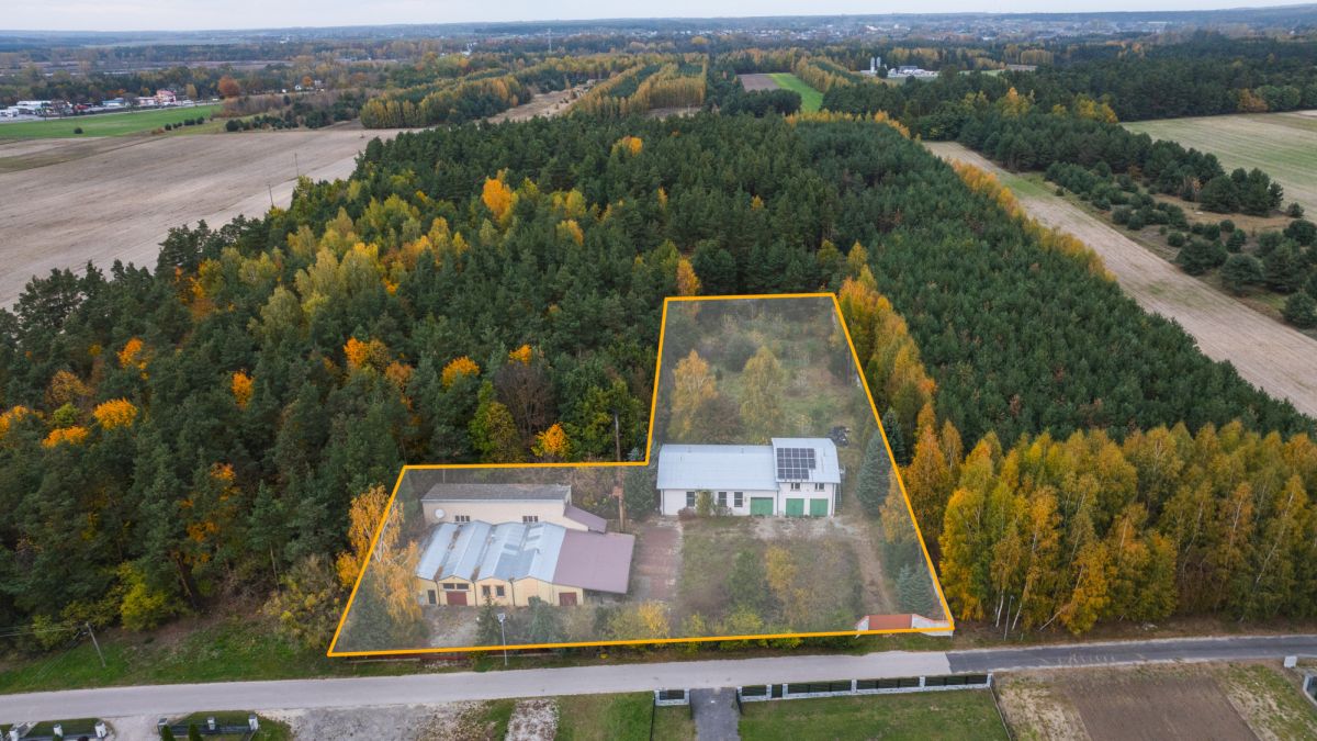 Działka na sprzedaż