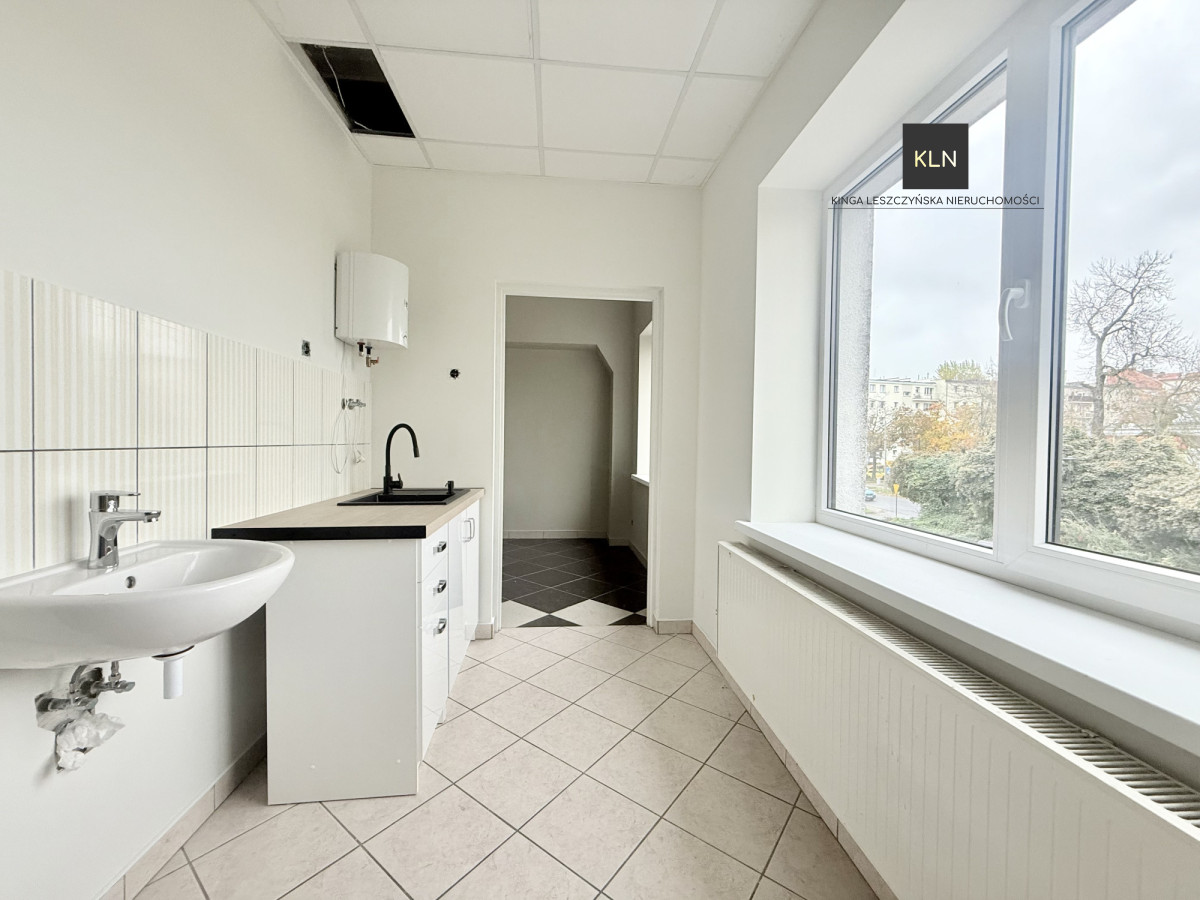 Komercyjny na wynajem