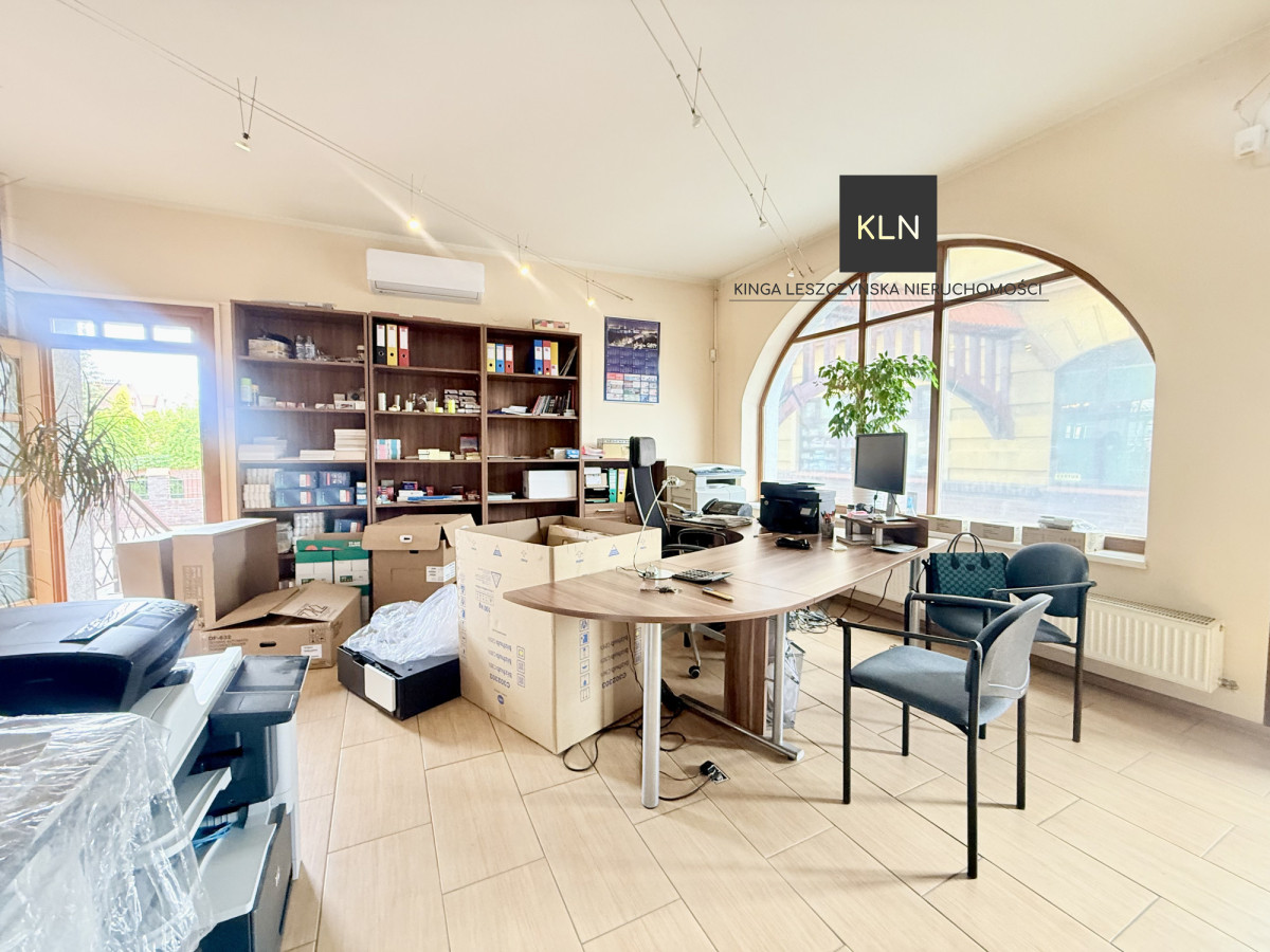 Komercyjny na wynajem