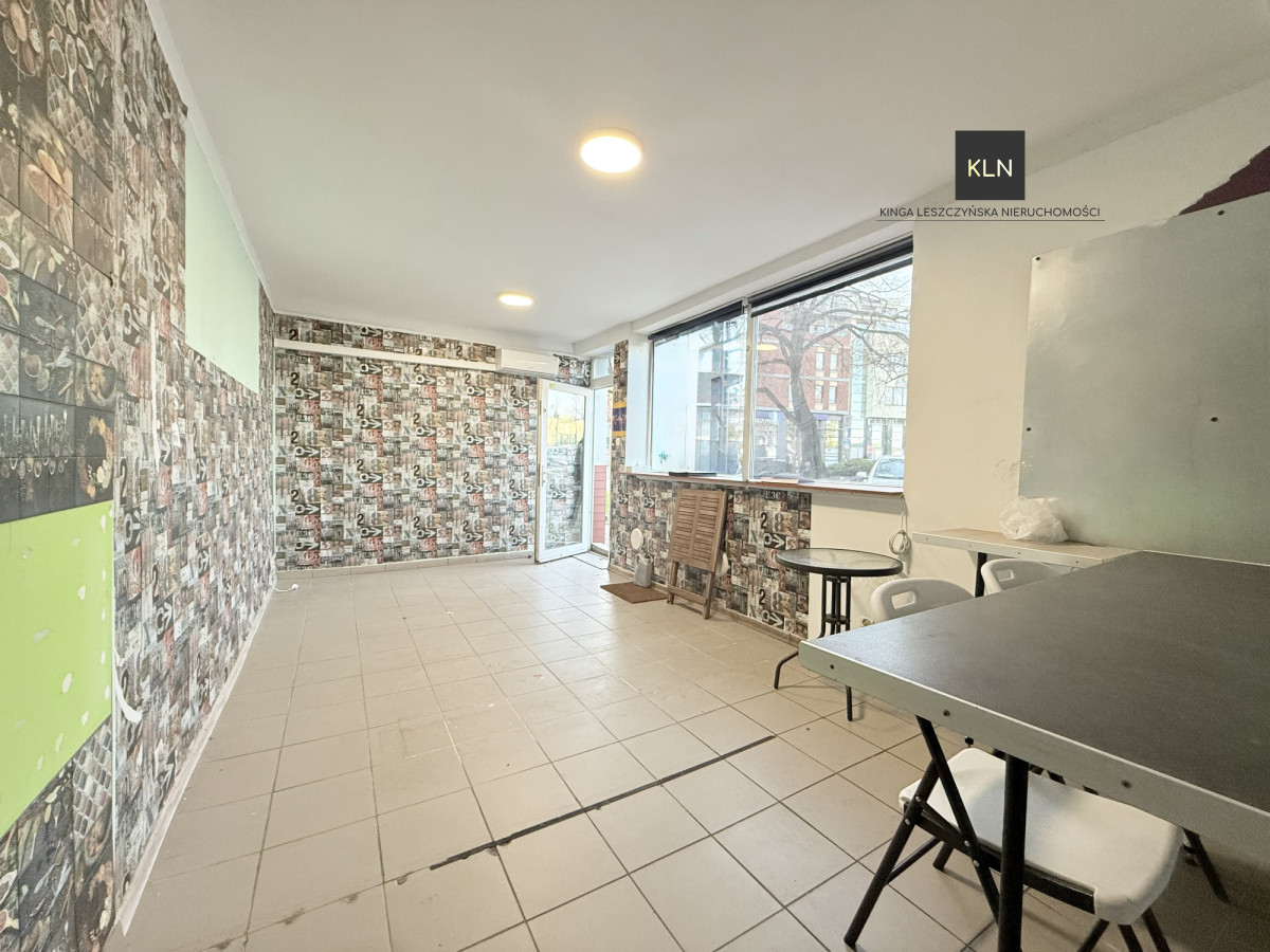 Komercyjny na sprzedaż