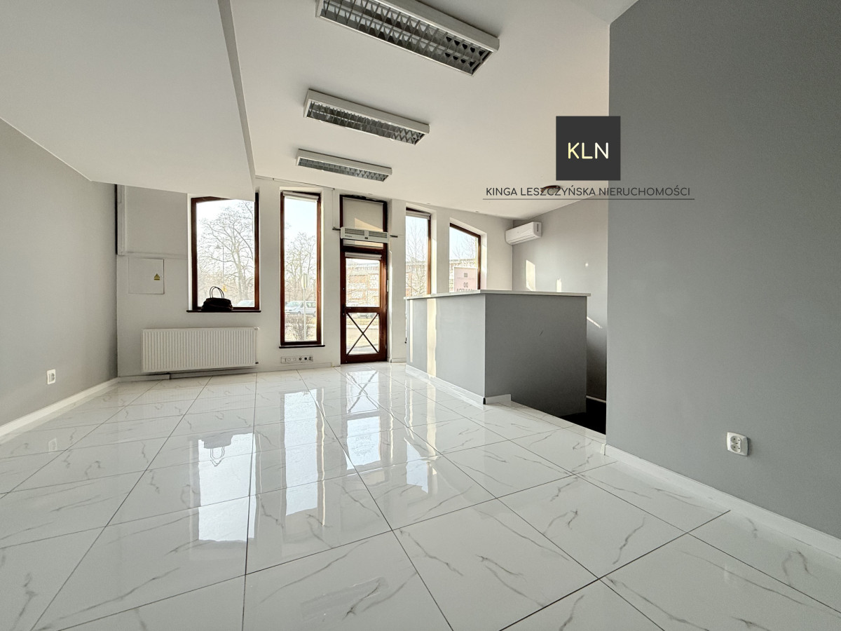 Komercyjny na sprzedaż