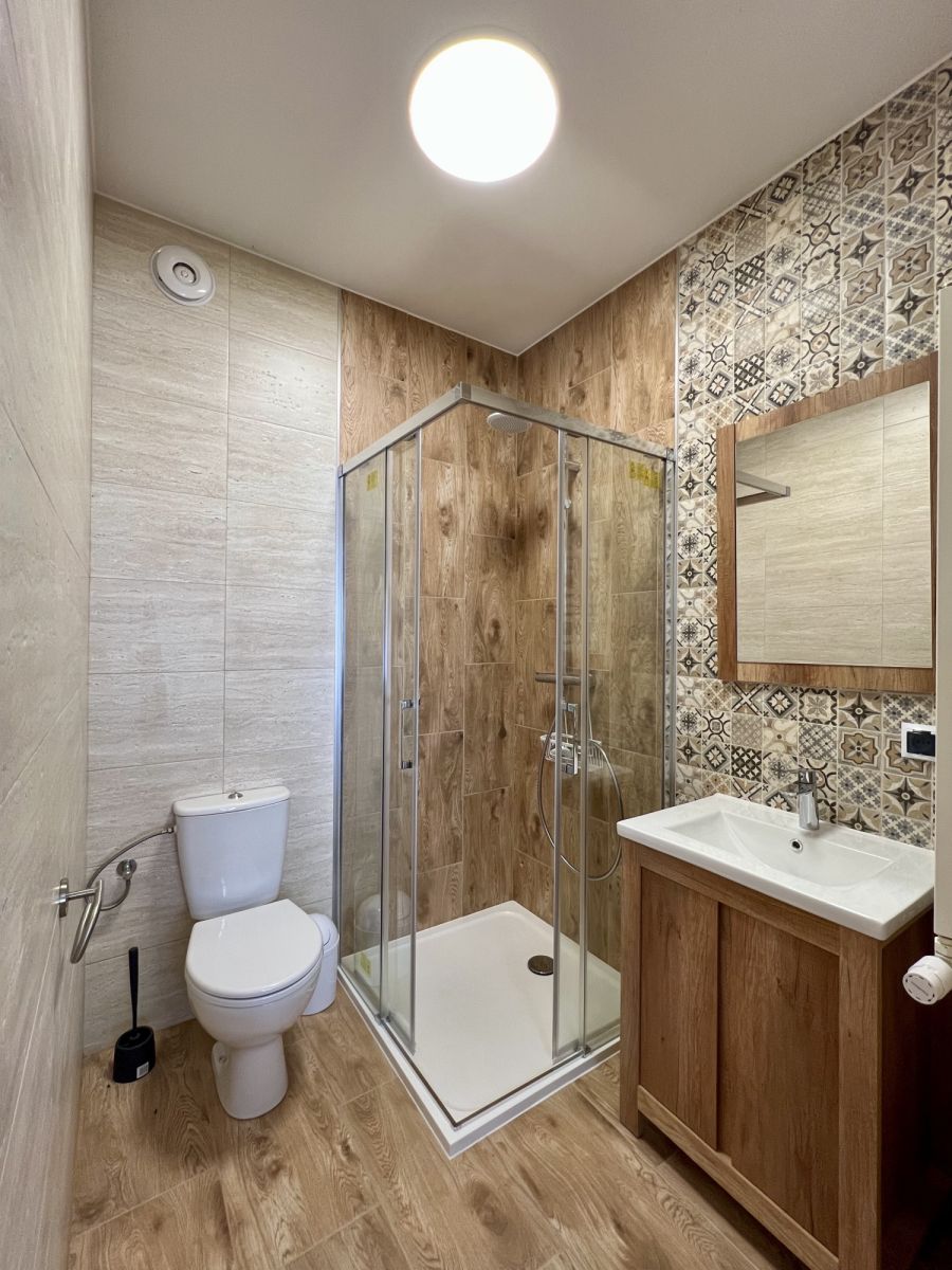 Komercyjny na sprzedaż