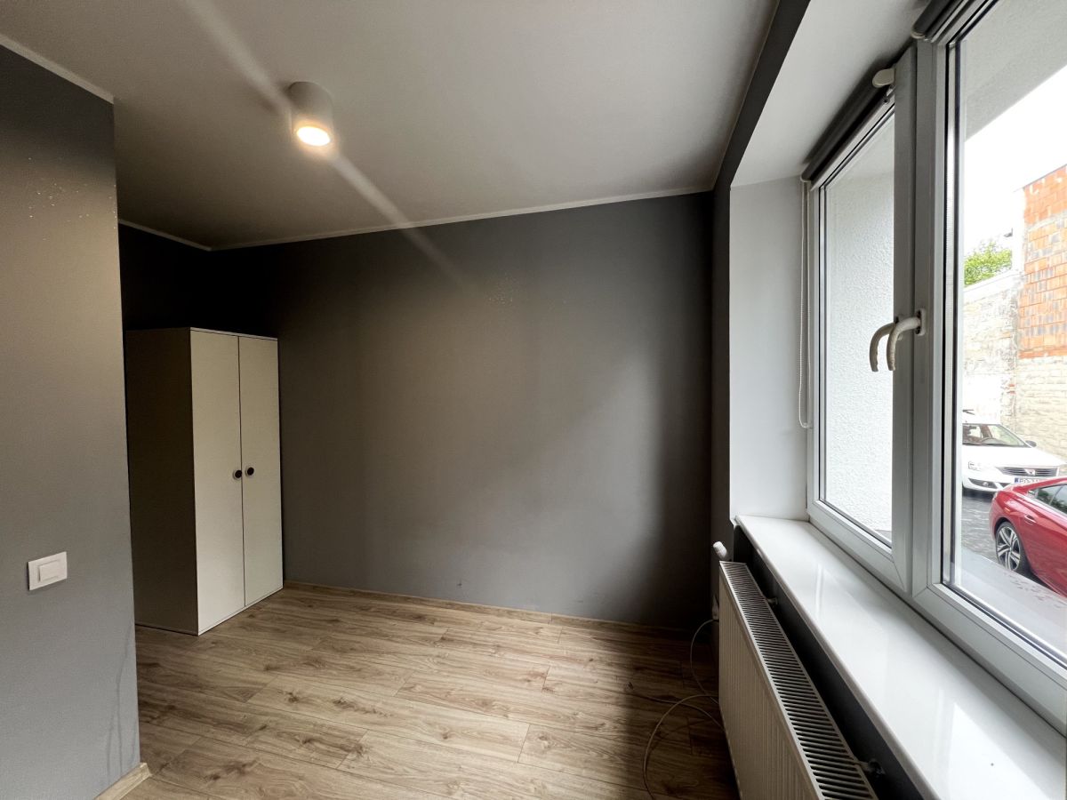 Komercyjny na sprzedaż