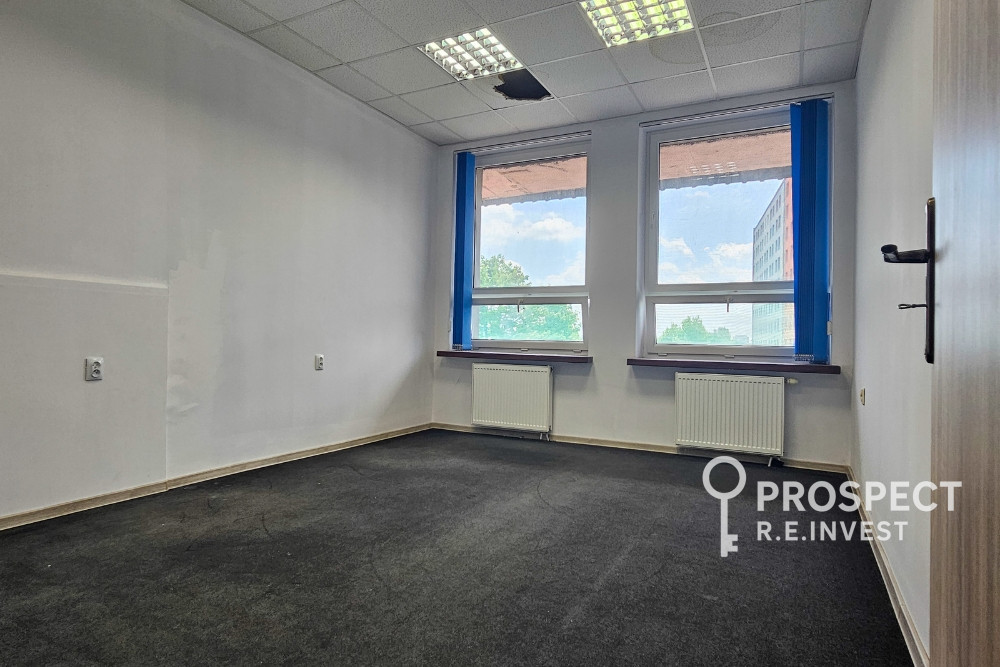 3xLokal usługowy po 65m2 udziały w KW, Częstochowa