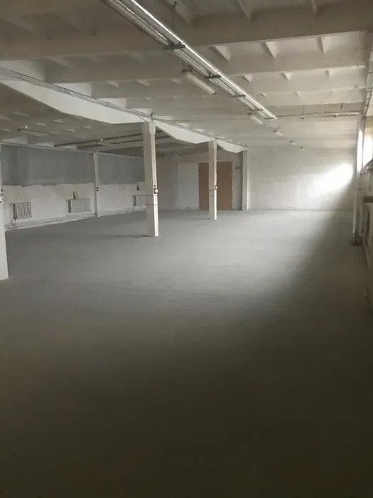 Komercyjny na wynajem