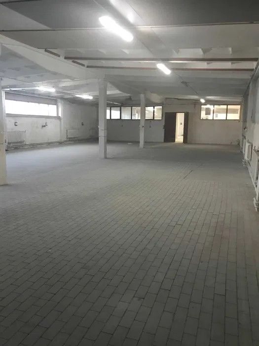 Komercyjny na wynajem