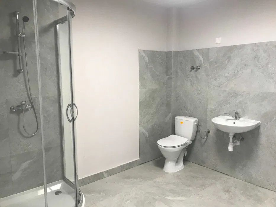 Komercyjny na wynajem