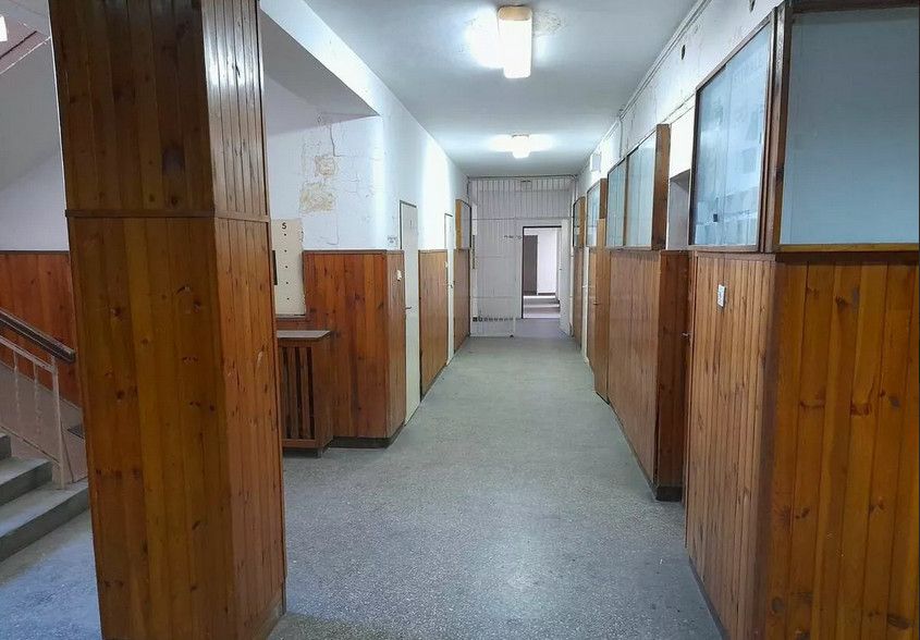 Komercyjny na wynajem