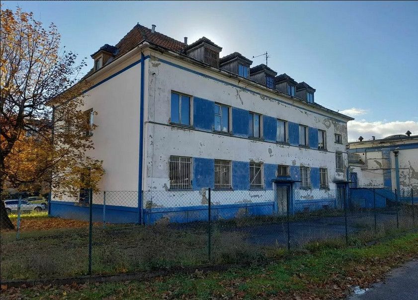 Komercyjny na sprzedaż