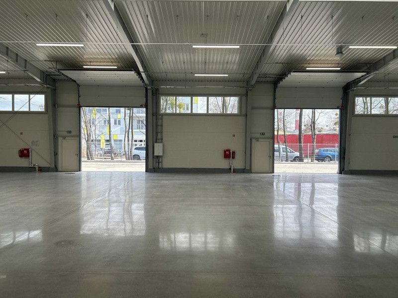 Komercyjny na wynajem