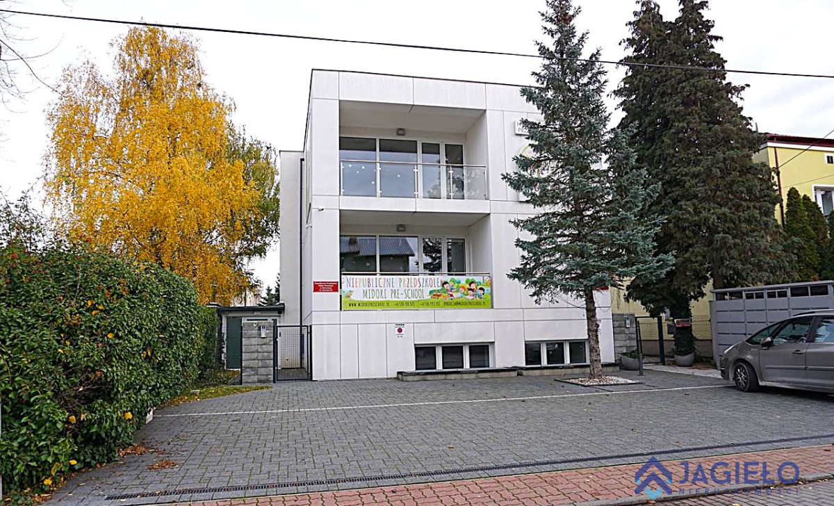 Komercyjny na sprzedaż