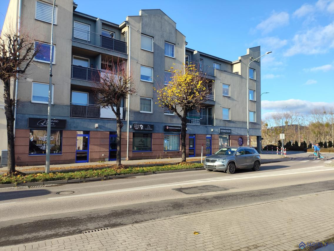 Komercyjny na sprzedaż