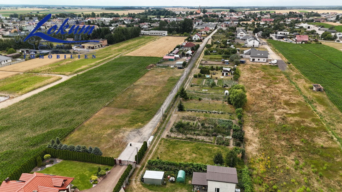 Działka na sprzedaż