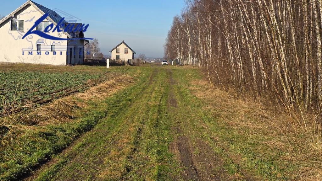 Działka na sprzedaż