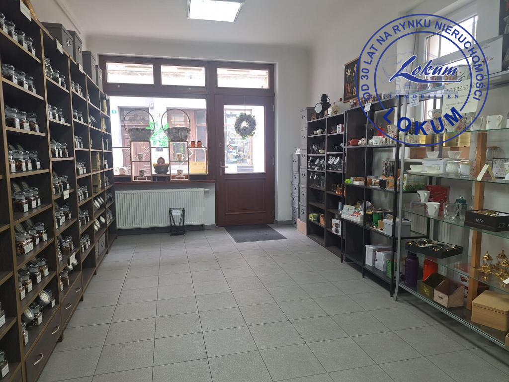 Komercyjny na wynajem