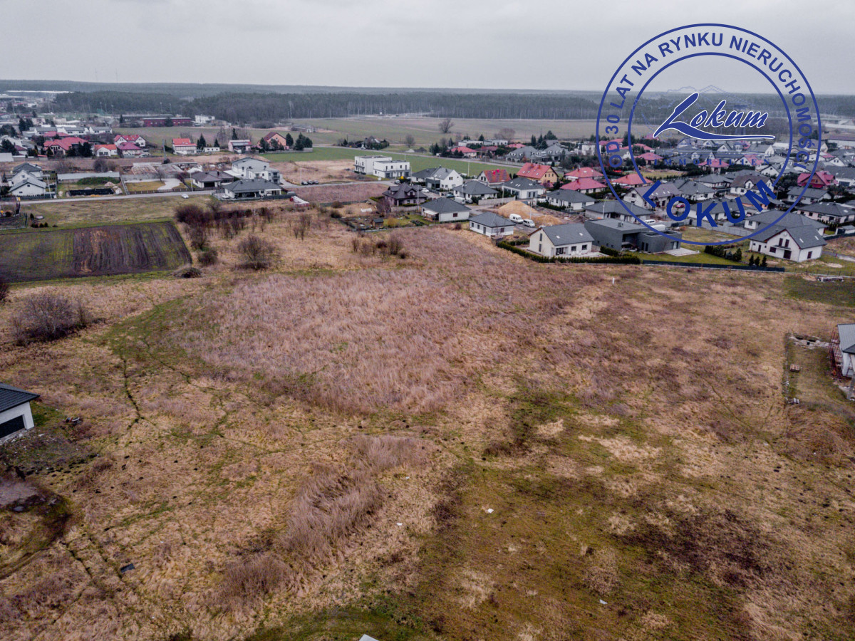 Działka na sprzedaż