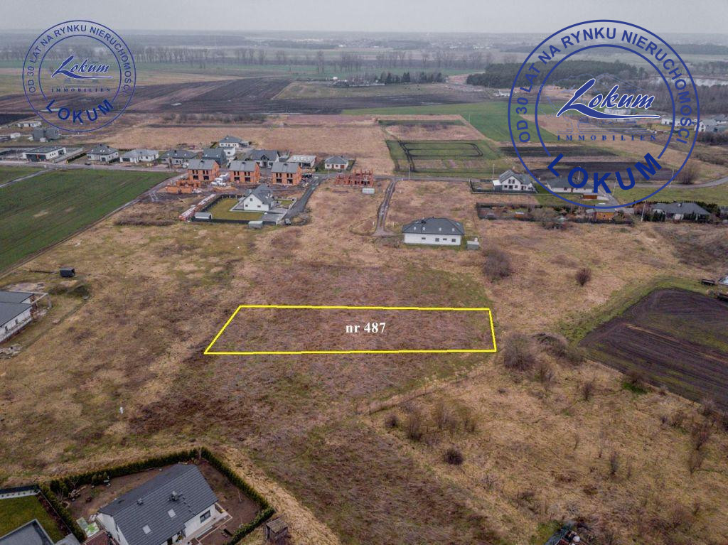 Działka na sprzedaż