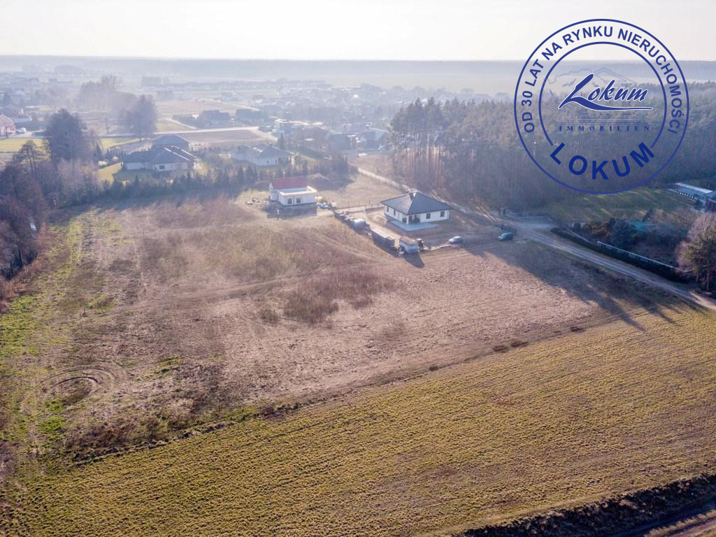 Działka na sprzedaż