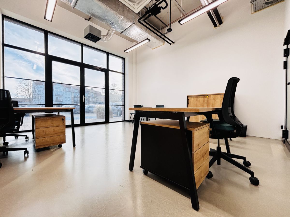 Komercyjny na wynajem