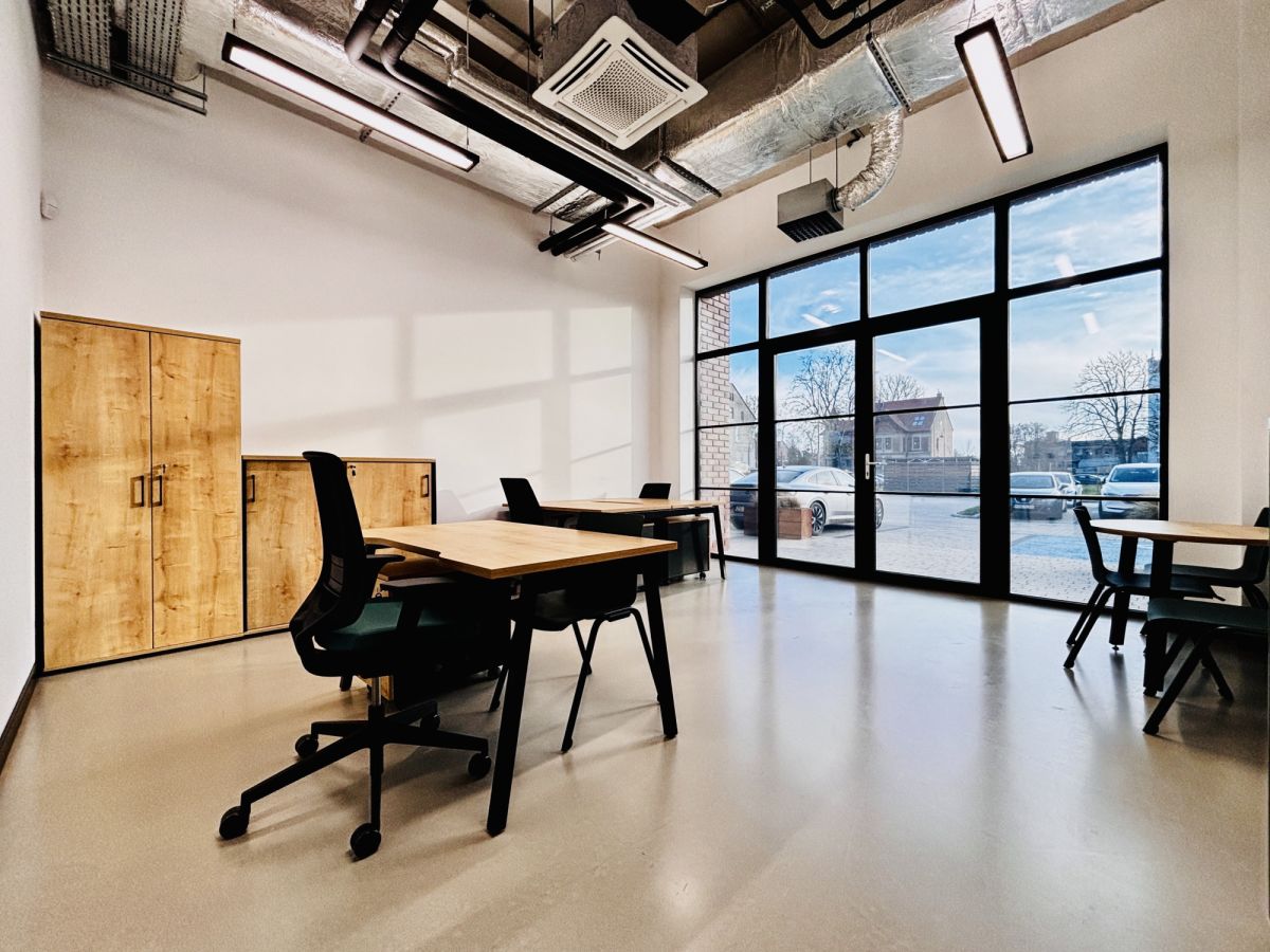 Komercyjny na wynajem