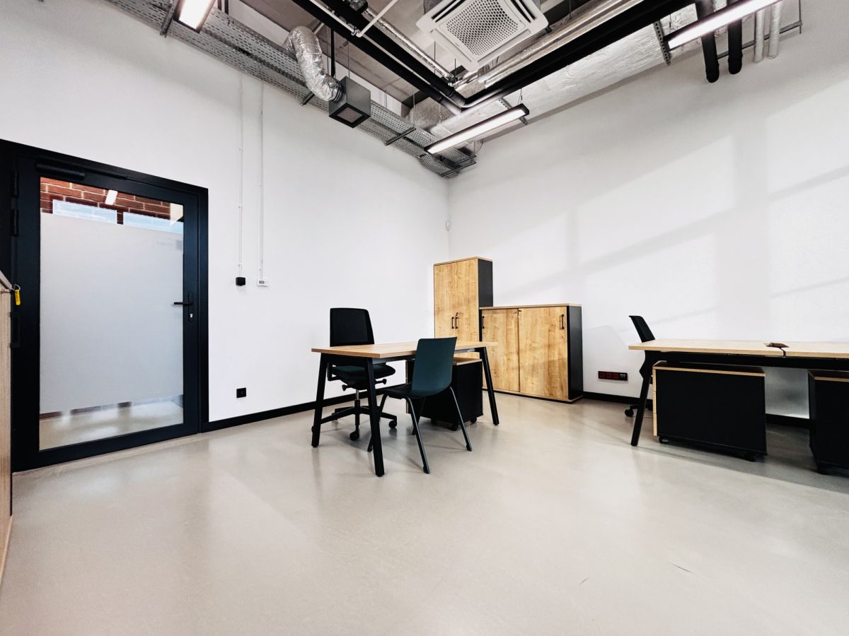 Komercyjny na wynajem