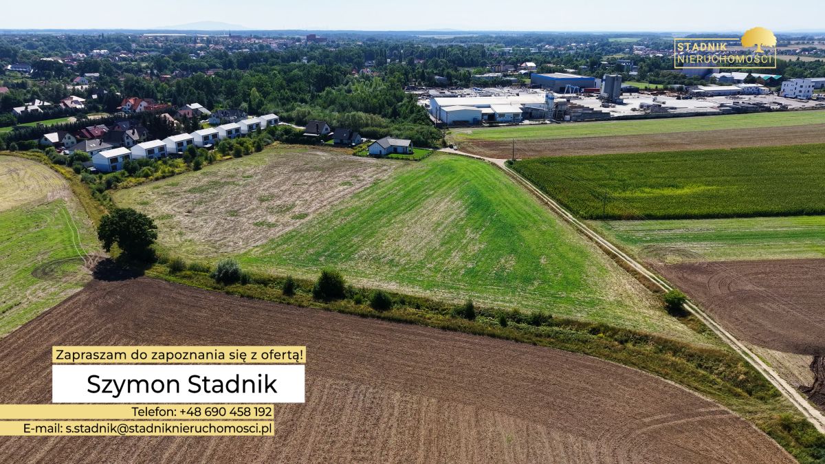 Działka na sprzedaż
