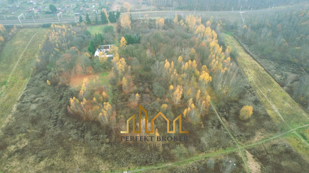 Działka na sprzedaż