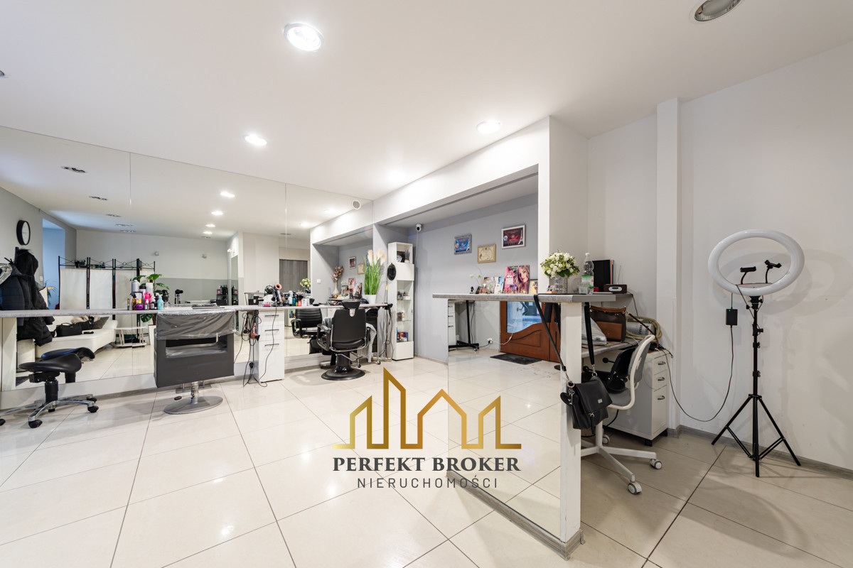 Komercyjny na sprzedaż