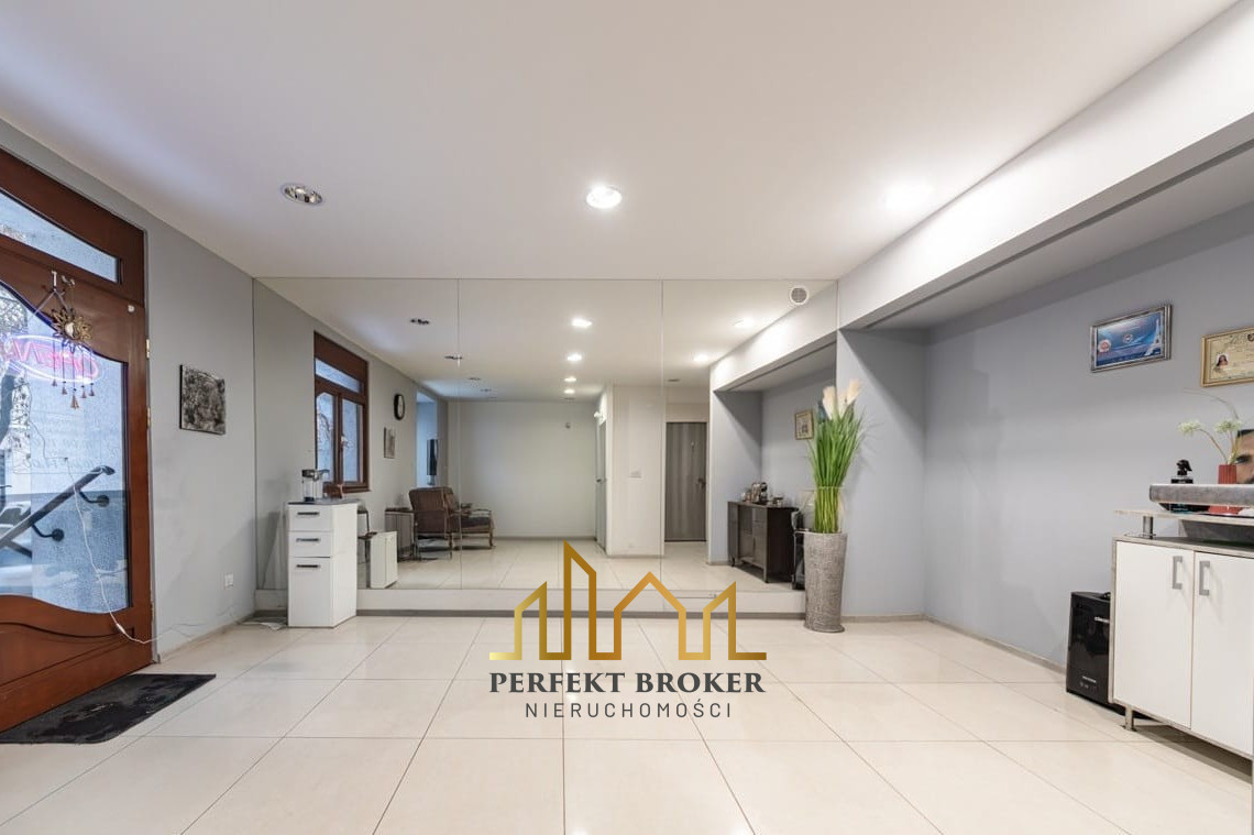 Komercyjny na sprzedaż