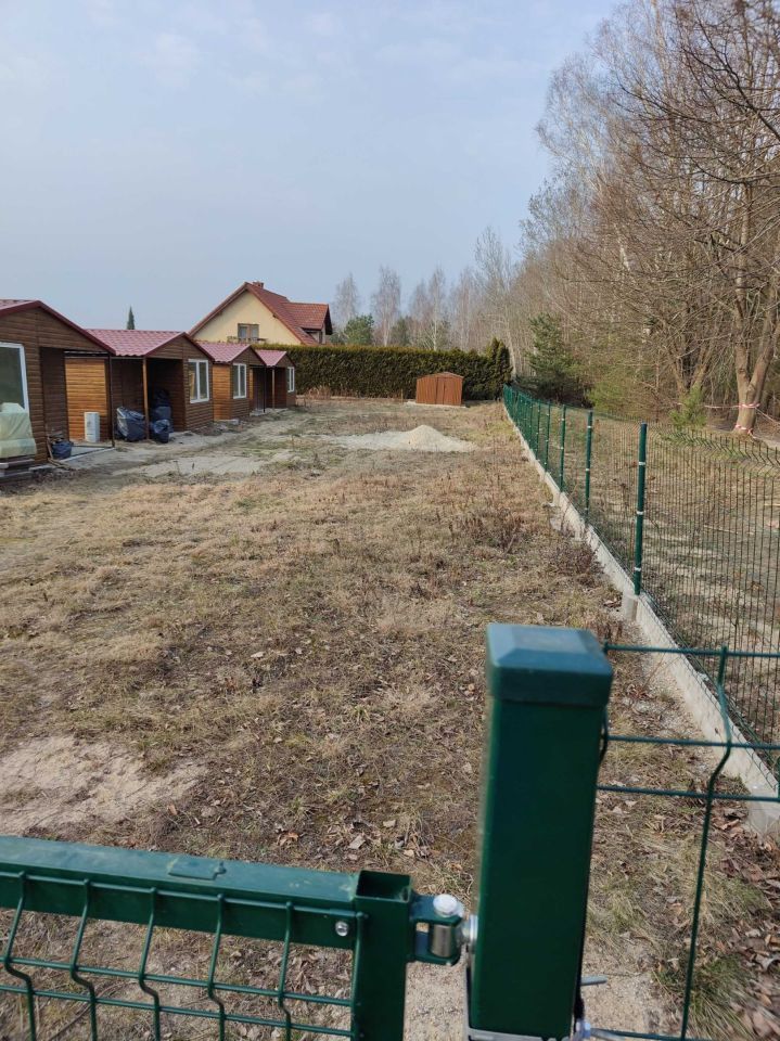 Działka na sprzedaż