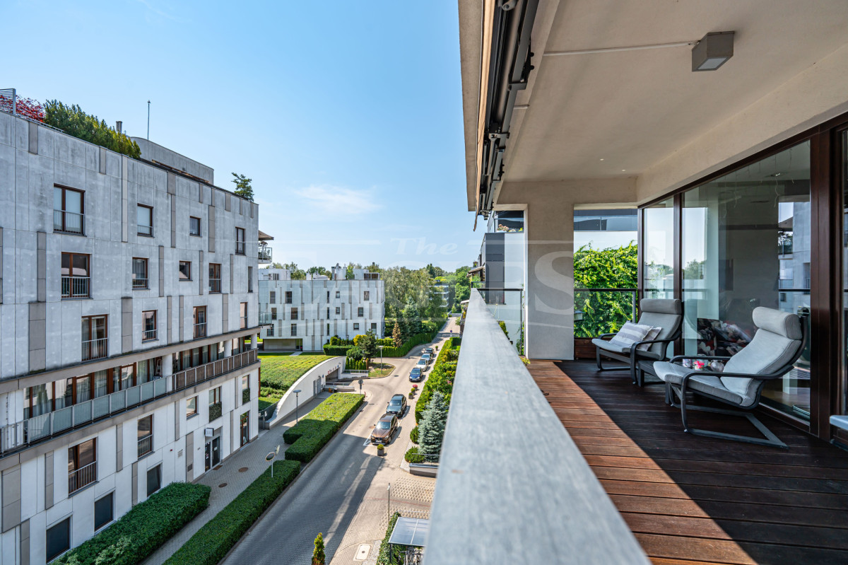 Apartament z tarasem przy Polach Mokotowskich