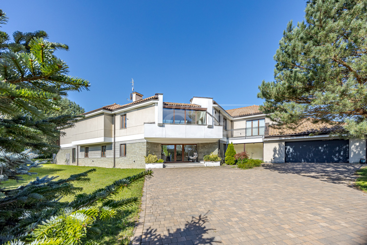 Rezydencja z basenem, 544 m², Kąty Węgierskie