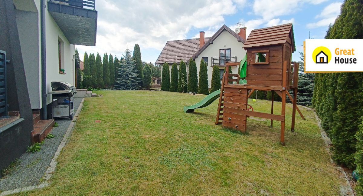 Nowoczesny dom w spokojnej okolicy dz. 679m2