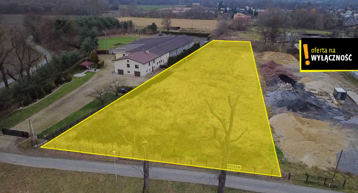 Działka na sprzedaż