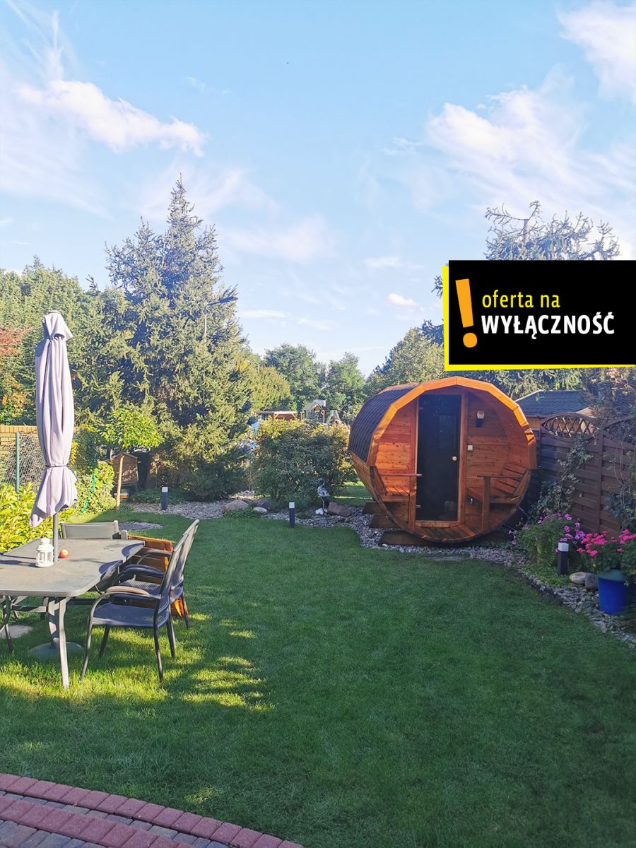 Ciekawy i przytulny szeregowiec z sauną